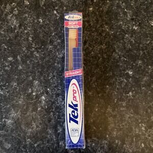 VTG 1999 Tek Pro‎ Straight Toothbrush Soft Bristles  Full Head Red Playtex USA